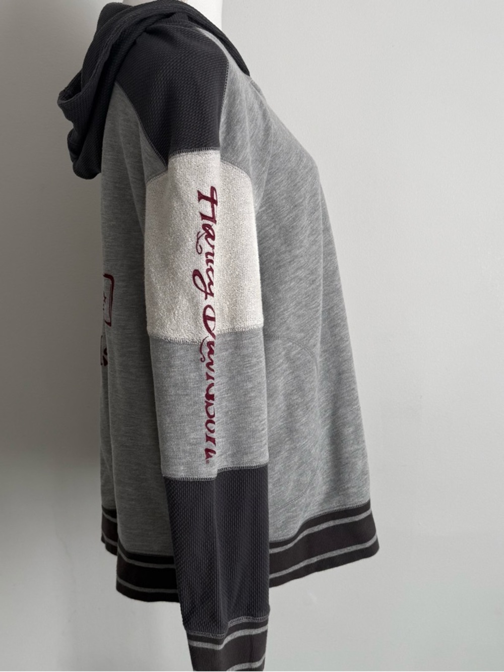 Harley Davidson Hoodie 03 Graphic Colorblock Thermal Sleeve Women’s 2XL - Picture 3 of 12